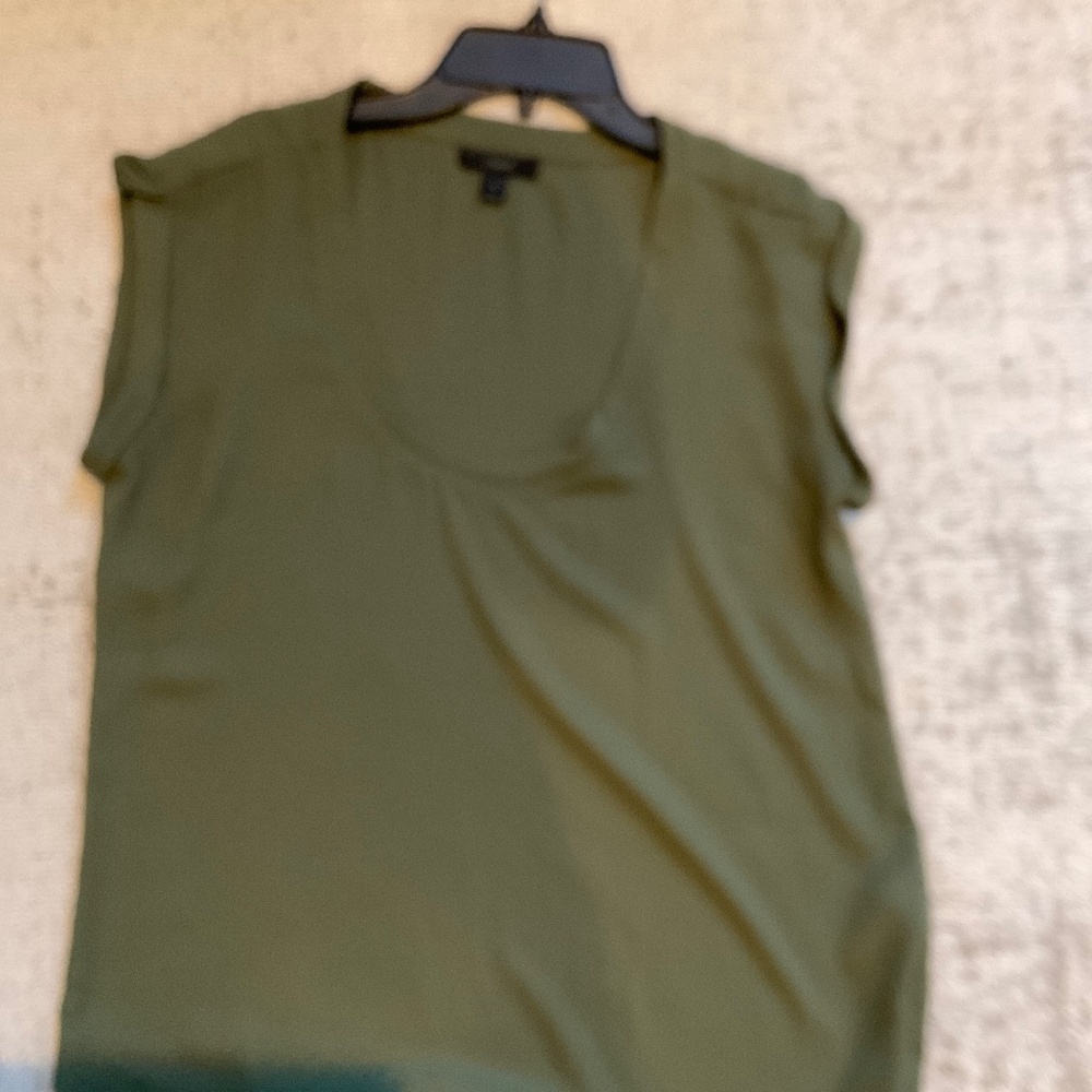 J crew army green sleeveless v neck blouse. Size 4